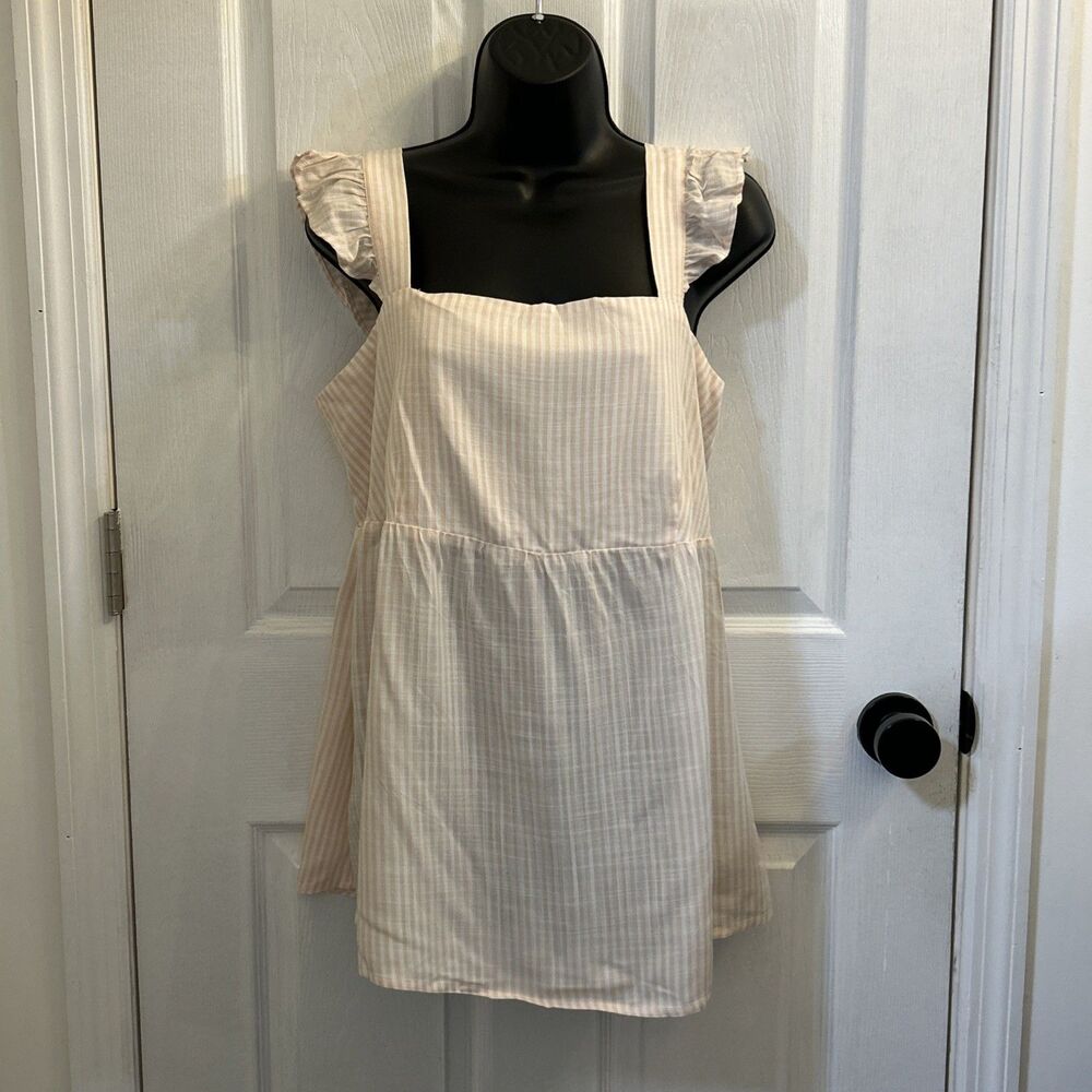 NWT Ingrid & Isabel Maternity Tie Back Tank Top Size M White Peach